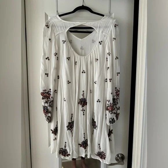 Free people white mini dress​​​​​​ - Picture 5 of 6